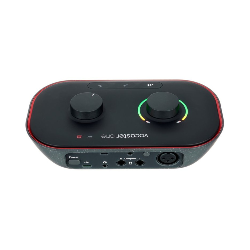 מיקרופון Rode NT1-A + כרטיס קול Focusrite Vocaster One – חבילת הקלטת שירה ופודקאסט 8 Focusrite Vocaster One — חיבורים בגב הכרטיס